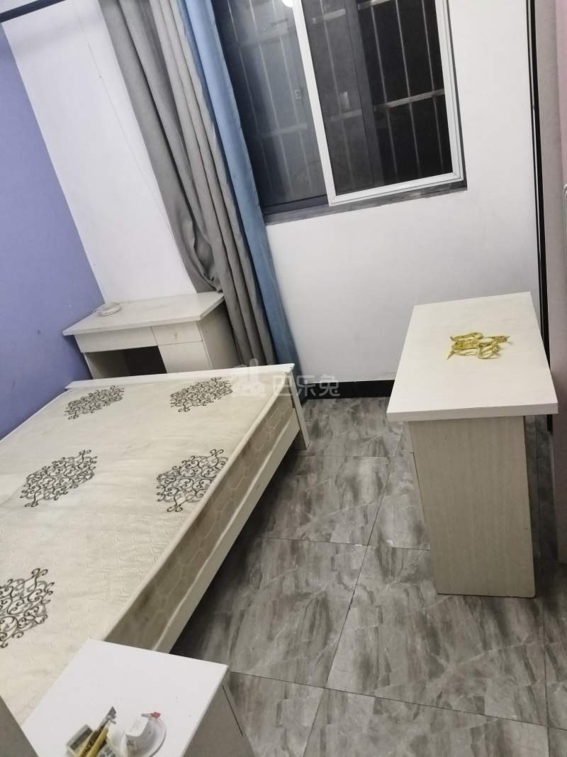 华泾绿苑13234634卧室图1