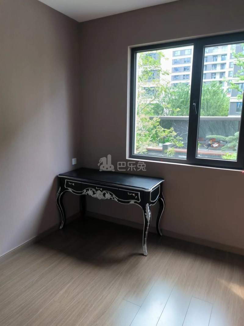 龙湖天曜府13235520周边环境图6