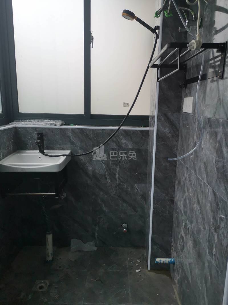 鑫都城宝铭苑13294993卫生间图8