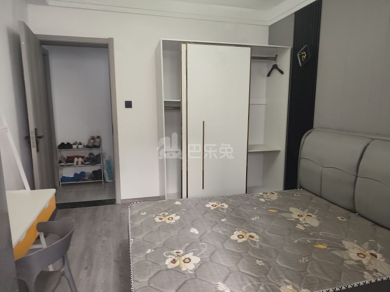 翔瑞新苑东区（鹤槎路182弄）13296401卧室图3