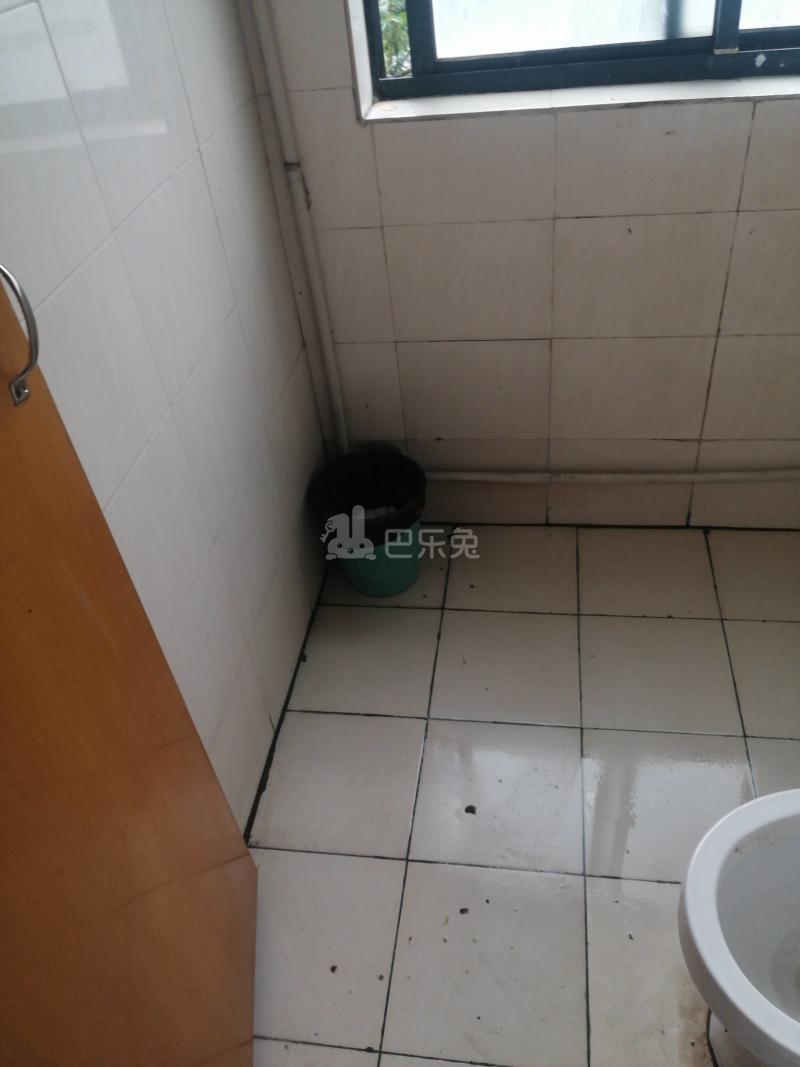 绿地春申花园13296444卫生间图15