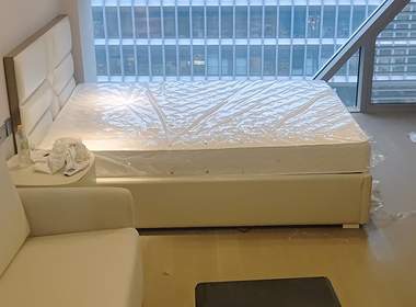 绿城西溪深蓝 1室1厅1卫