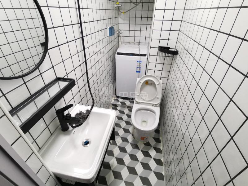 万源城1期（莲花路755弄）1340632卫生间图6