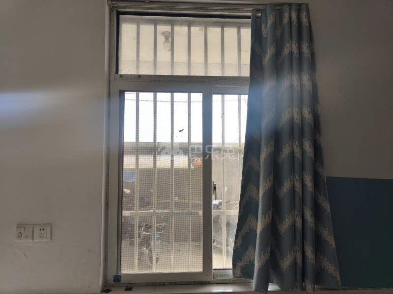 新联村新力（民房）13433179卧室窗户图6