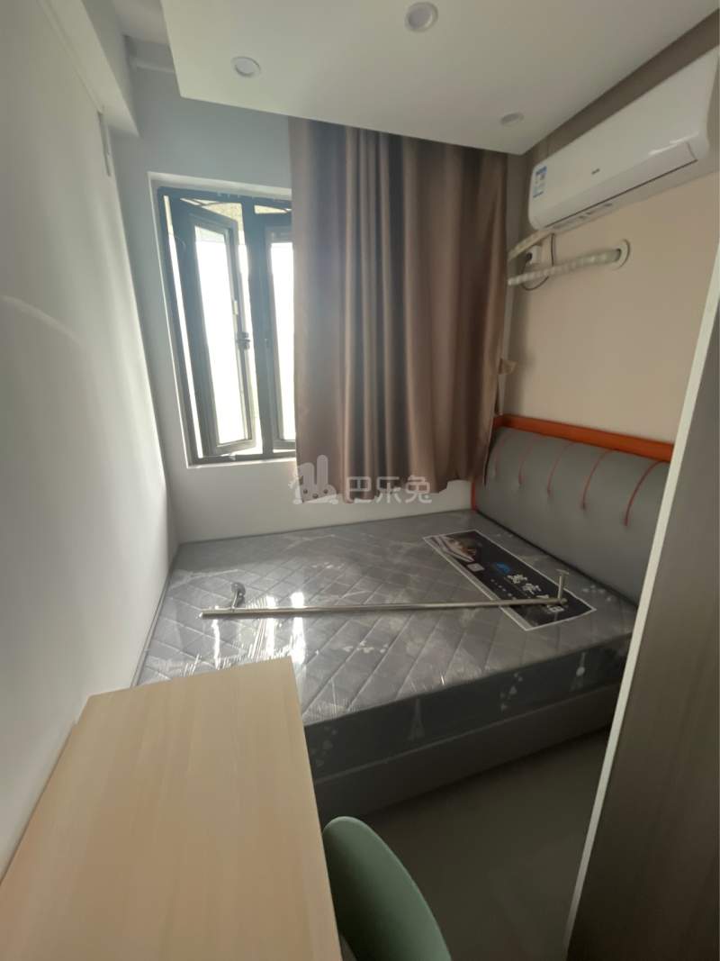 翠秋名邸13491409卧室图0