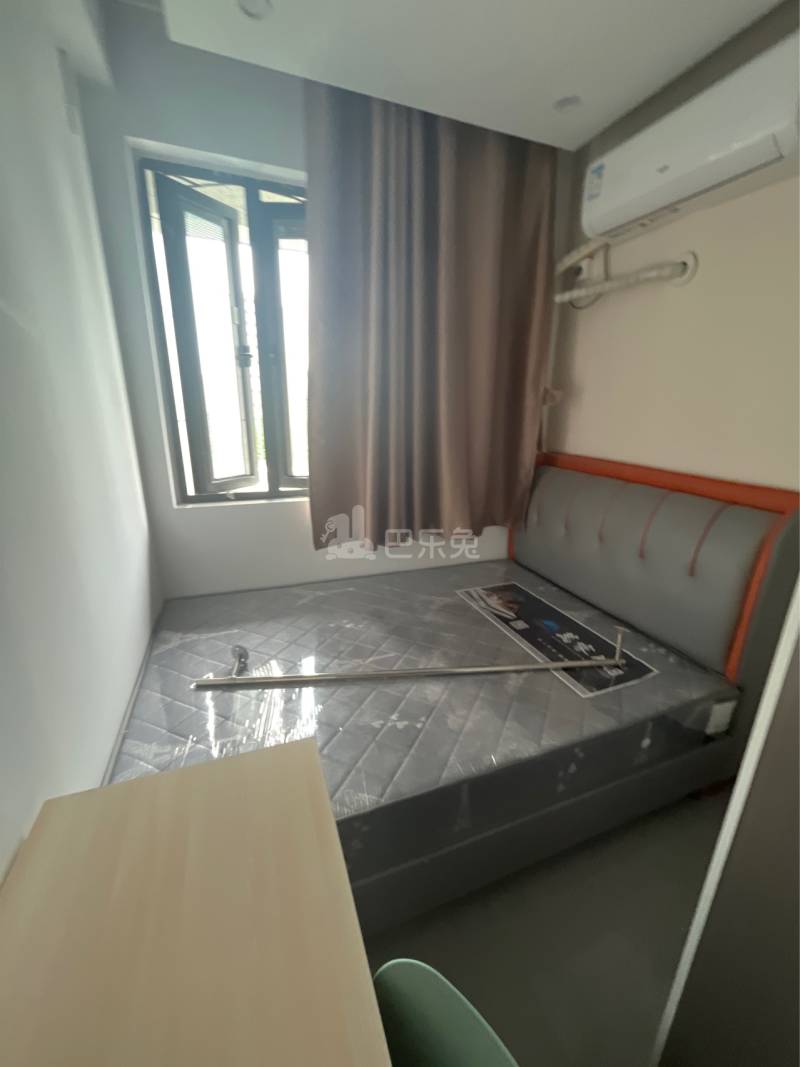 翠秋名邸13491409卧室图1