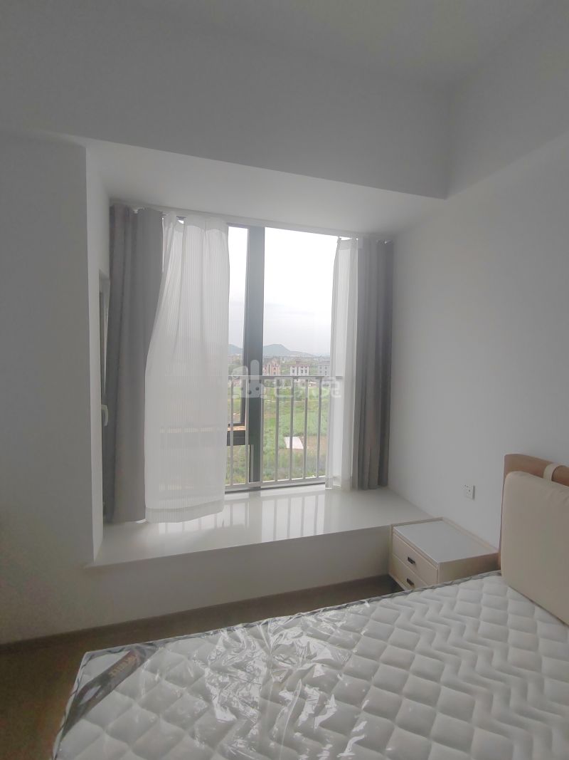 德信空港城13492150卧室窗户图5