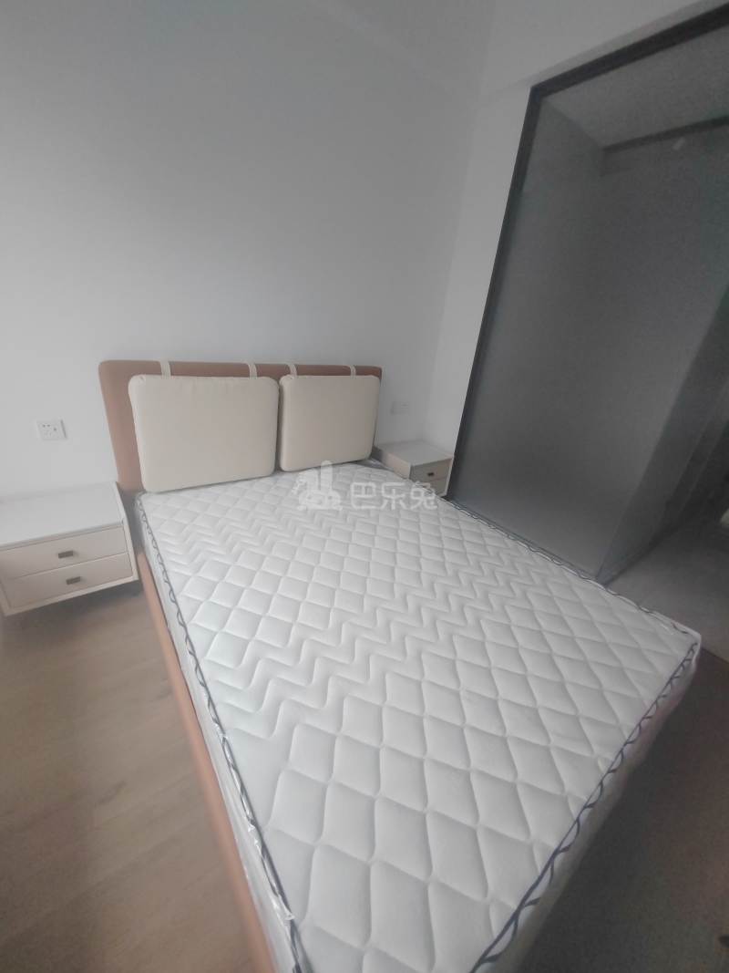 德信空港城13492154卧室图2