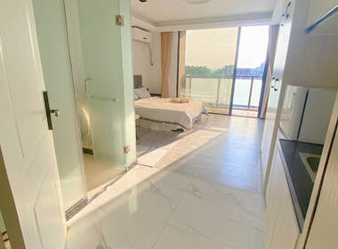 雄峰城 1室0厅1卫