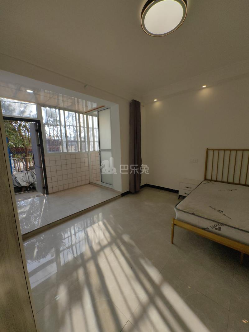 西新村大圩13497532卧室图4