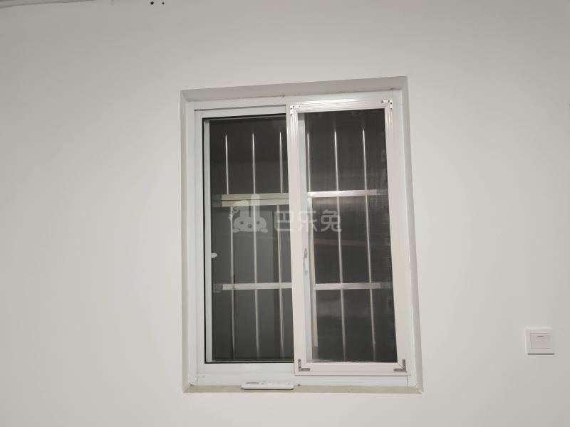 西新村大圩13497539卧室窗户图12