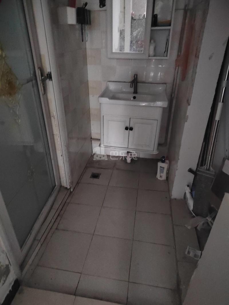 天恒名城1349165卫生间图11