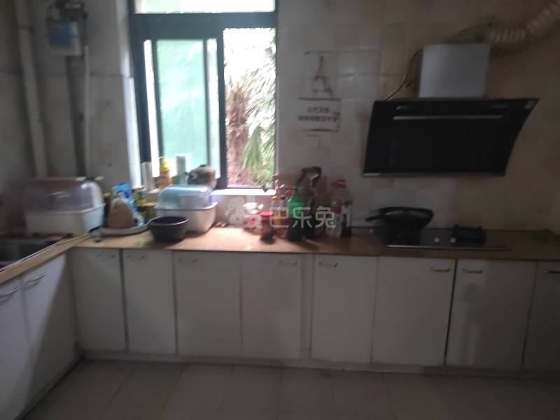 天恒名城1349165厨房图5