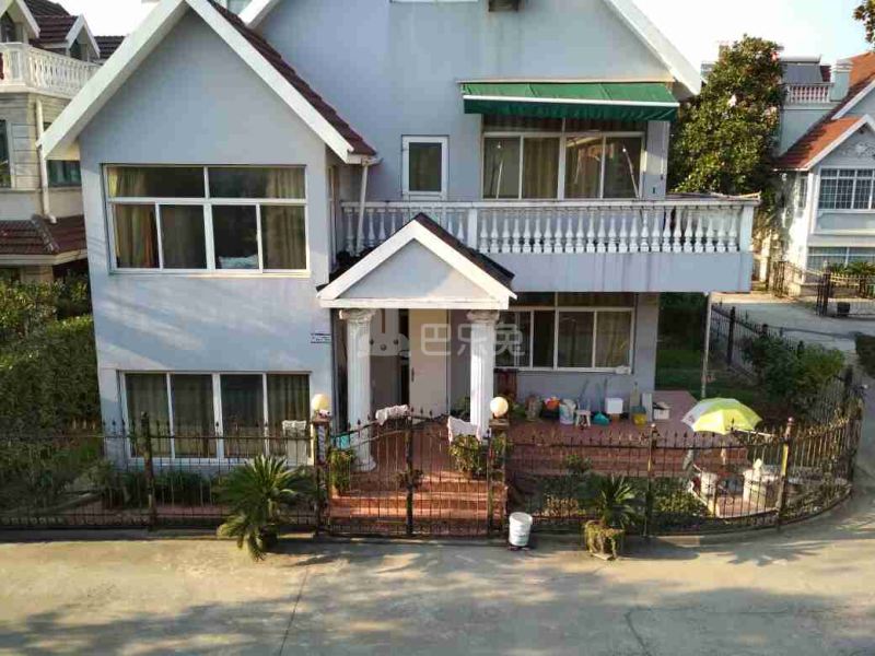 桃园苑别墅花园路90