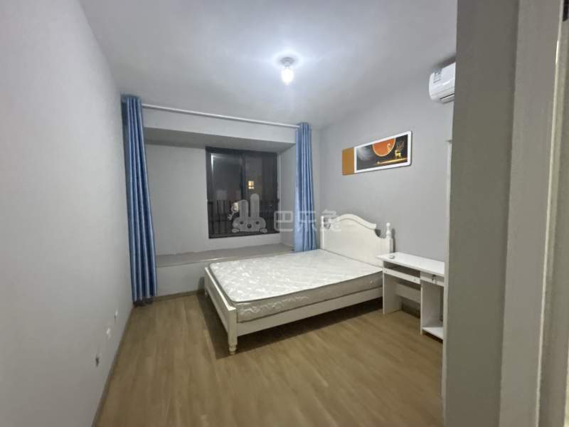 香逸铂悦13500818卧室图2