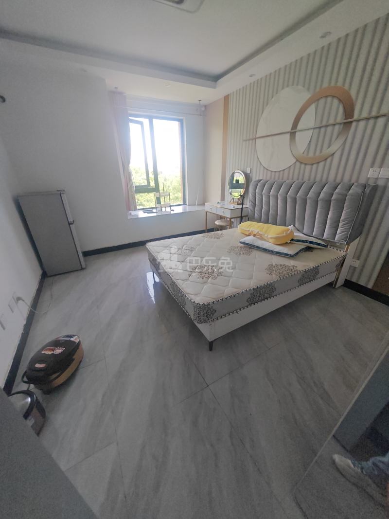 秋月朗庭13505757卧室图2