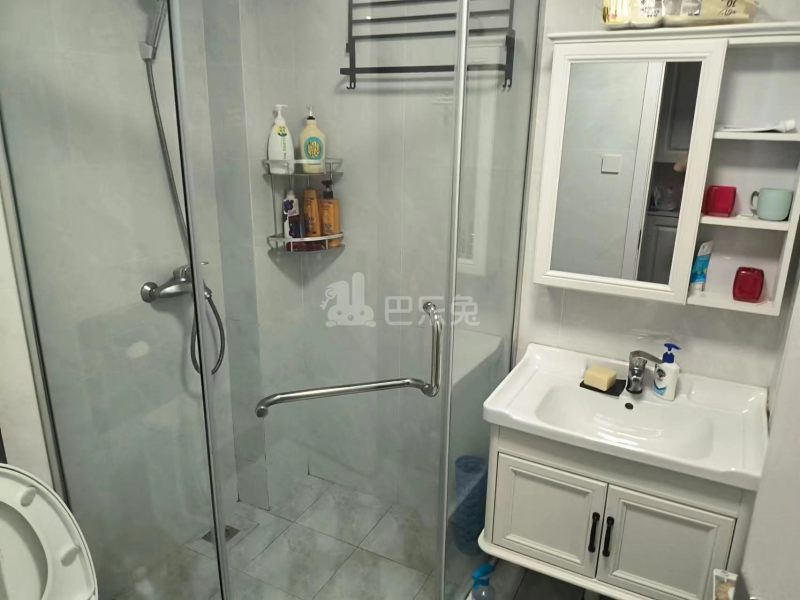 溪畔花园13536379周边环境图2