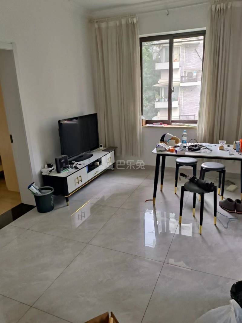 溪畔花园13536379周边环境图4