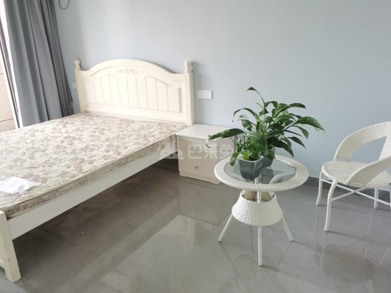 和平桥名苑西区13542404卧室图1