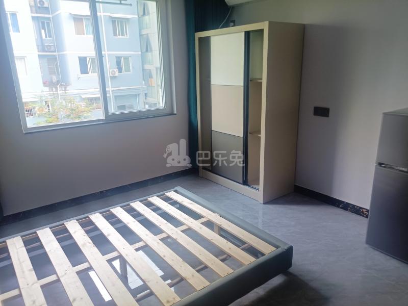 滨康小区13548528卧室图3