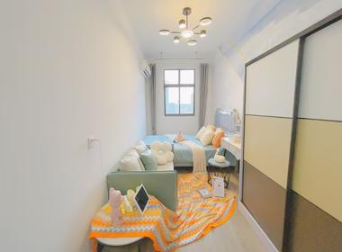 中泰国际广场 1室0厅1卫