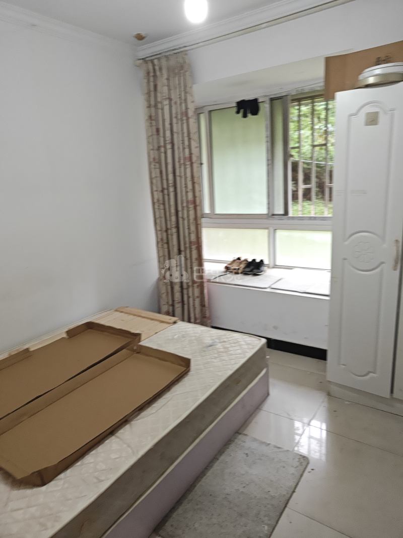 中春三水苑13579755卧室窗户图13