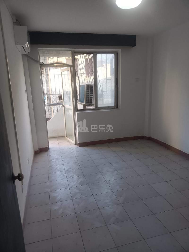 海湾花园13583639卧室图2