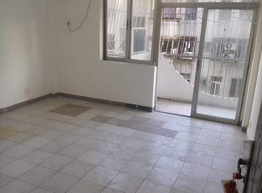 海湾花园 3室1厅1卫