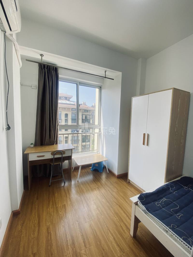 恒厚阳光城13601341卧室图2