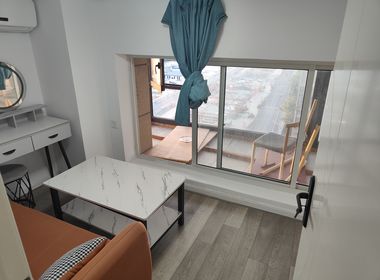 青浦绿地中心柏源晶舍 