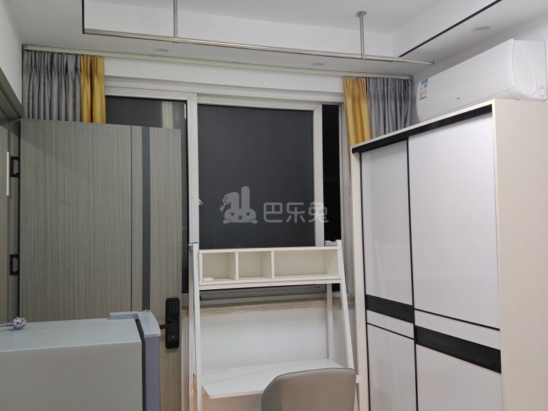 安波路985弄13619526卧室图2