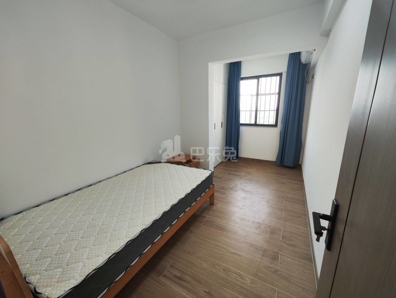 寺右新马路7号大院13619536周边环境图3