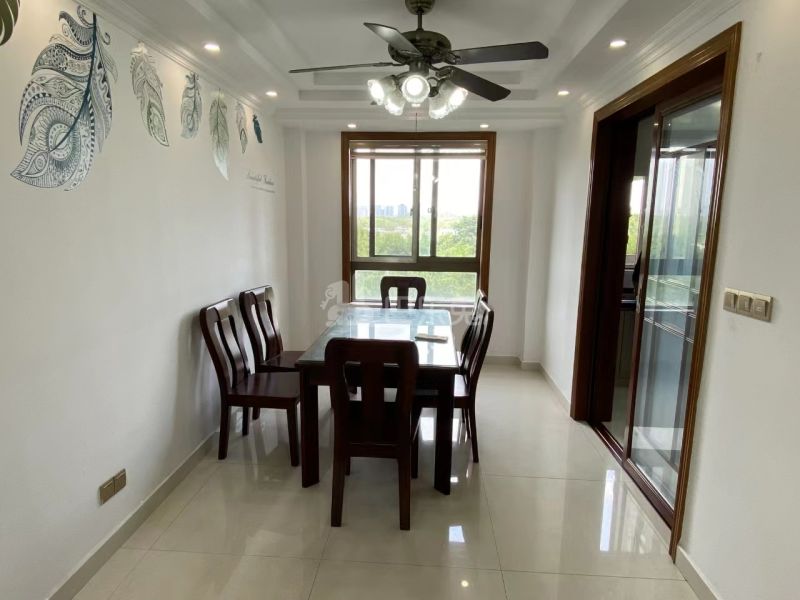 汤臣臻园13624967周边环境图8