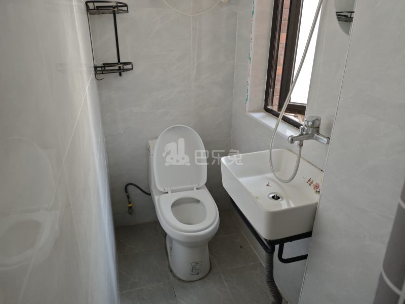 经纬学士逸居家园13634088卫生间图4