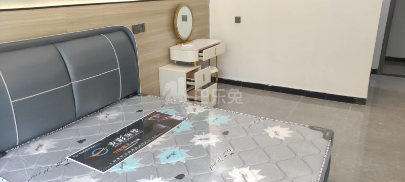 绿地南桥新苑一期13636469卧室图2