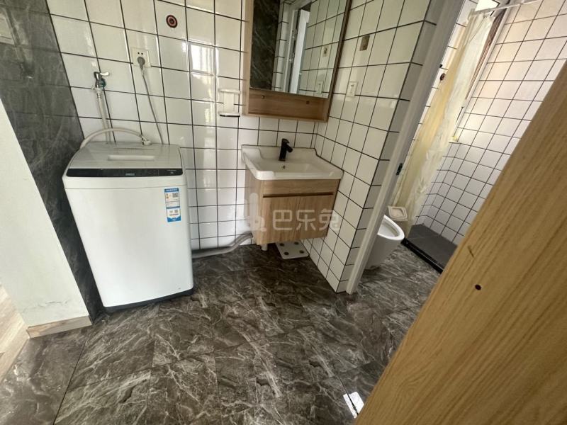 金海华城华彩新苑13661904卫生间图3