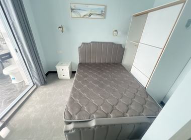 四季都会·荣万月城名邸 