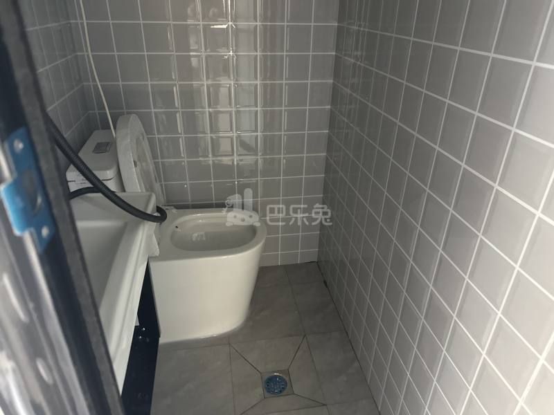 钱塘名都13668000卫生间图5