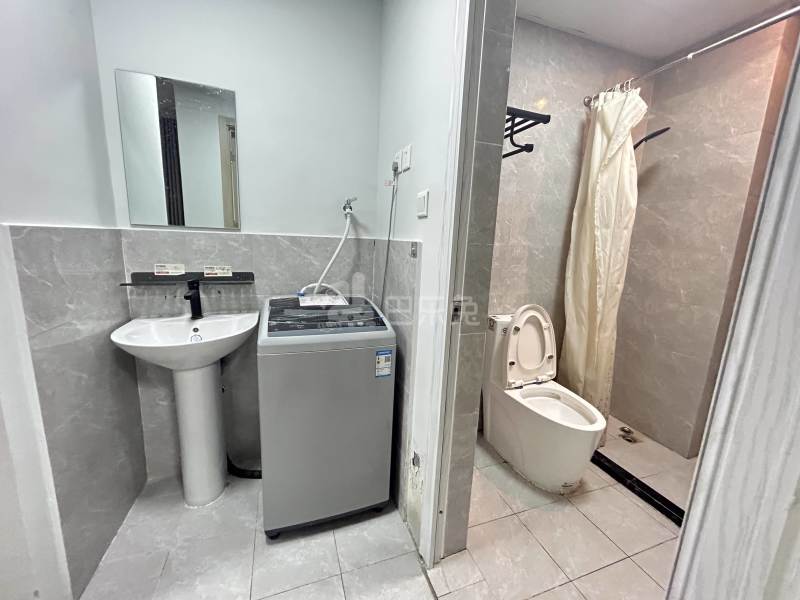 华润置地幸福里13670073卫生间图4