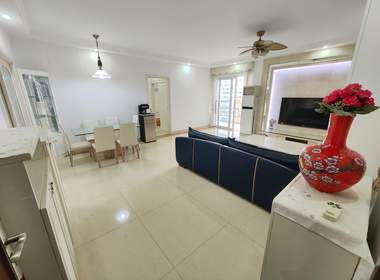 金羊花园 3室2厅2卫