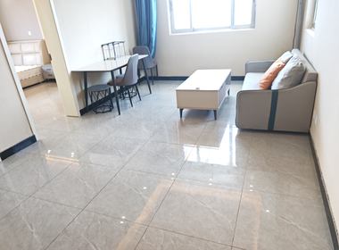 三皇桥小区（塔城路510弄） 2室2厅1卫