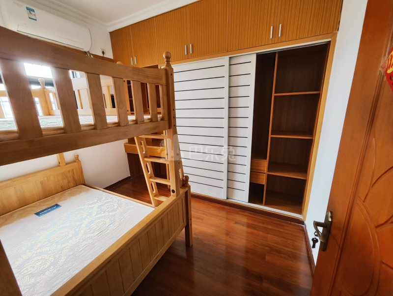 中山一路小区13677263周边环境图1