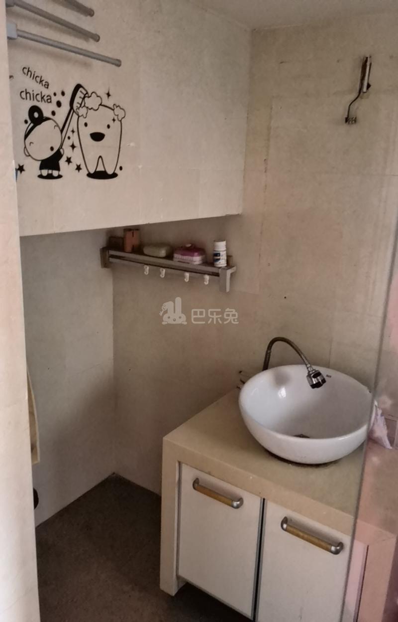 品臻国际三铭公寓13696659卫生间图6