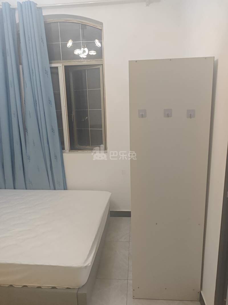 新南村河南小区13703162卧室图2