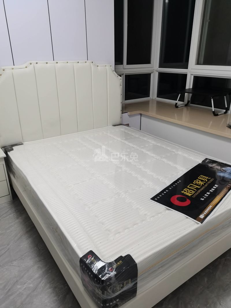 爱博五村13703843卧室图1