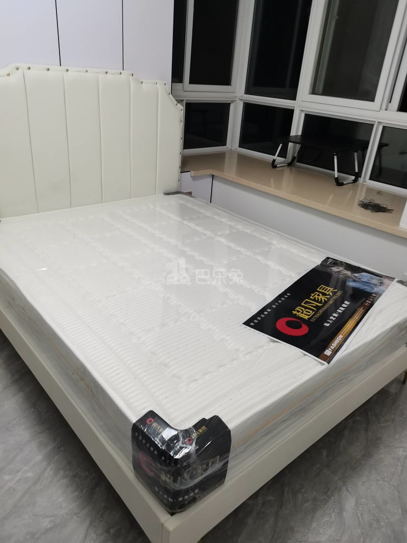 爱博五村13703843卧室图0