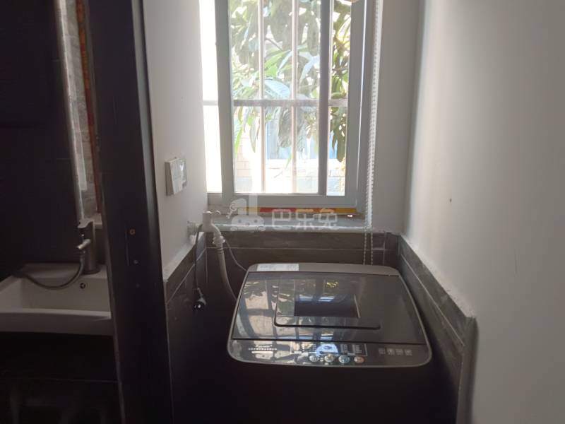 桂园别墅南区13720810卧室窗户图7