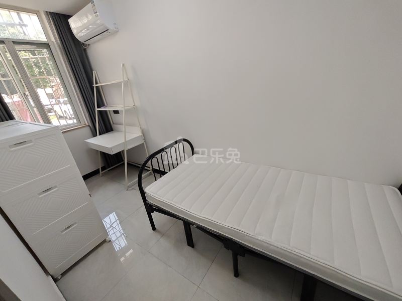 鞍山四村第三小区13743615周边环境图6