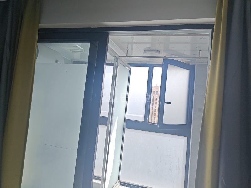 四季都会·荣万月城名邸13750059卧室窗户图6