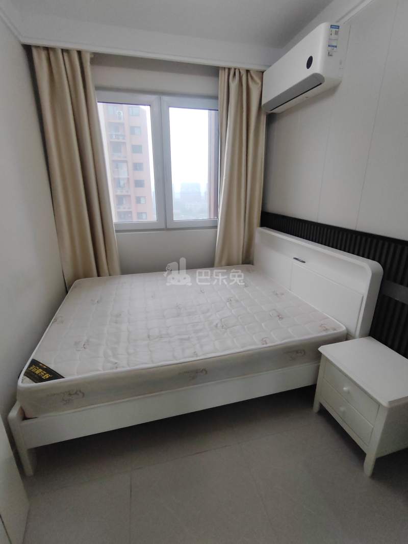 匡巷三村13752442卧室图1